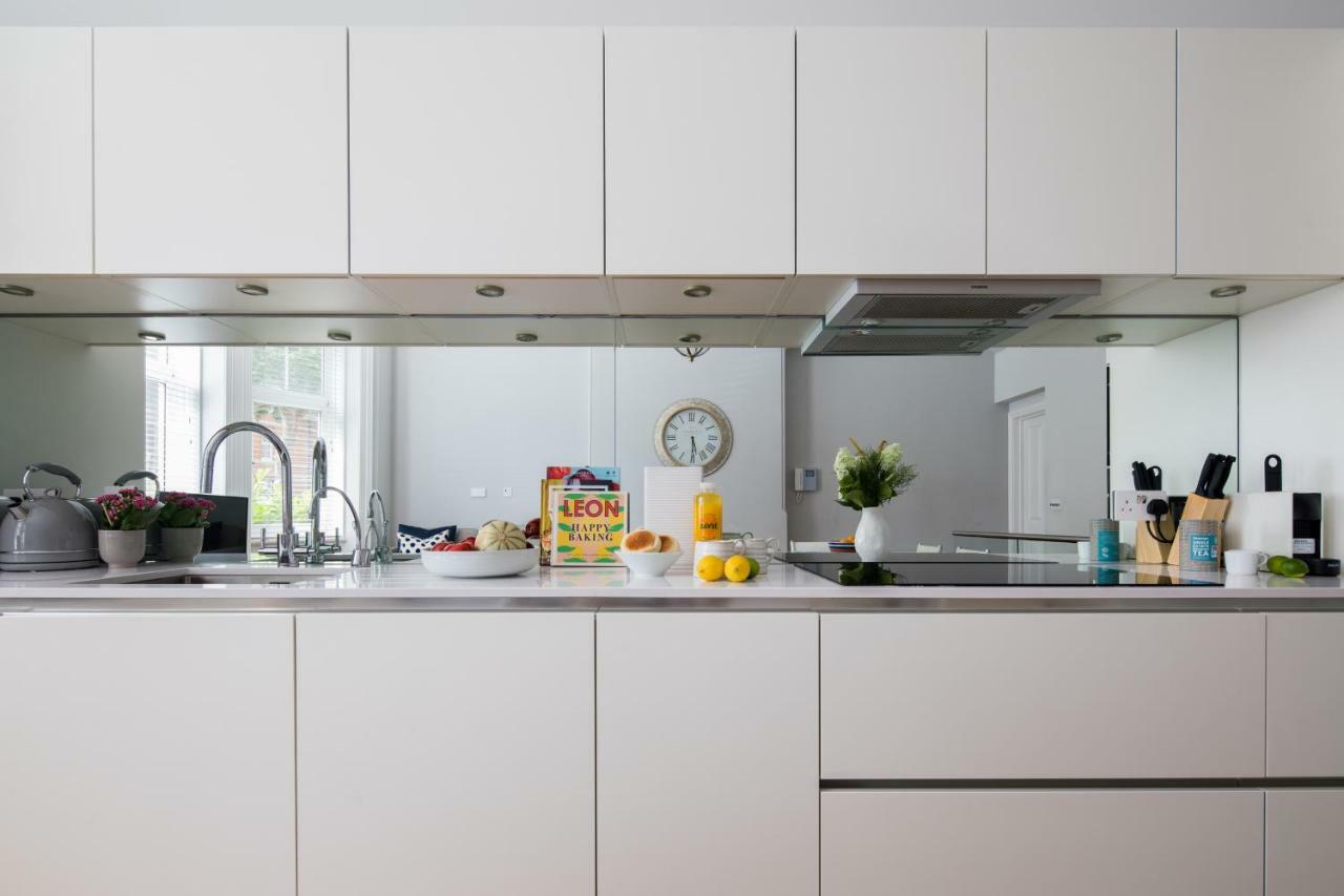 Kensington Court By Lime Street Apartment ลอนดอน ภายนอก รูปภาพ
