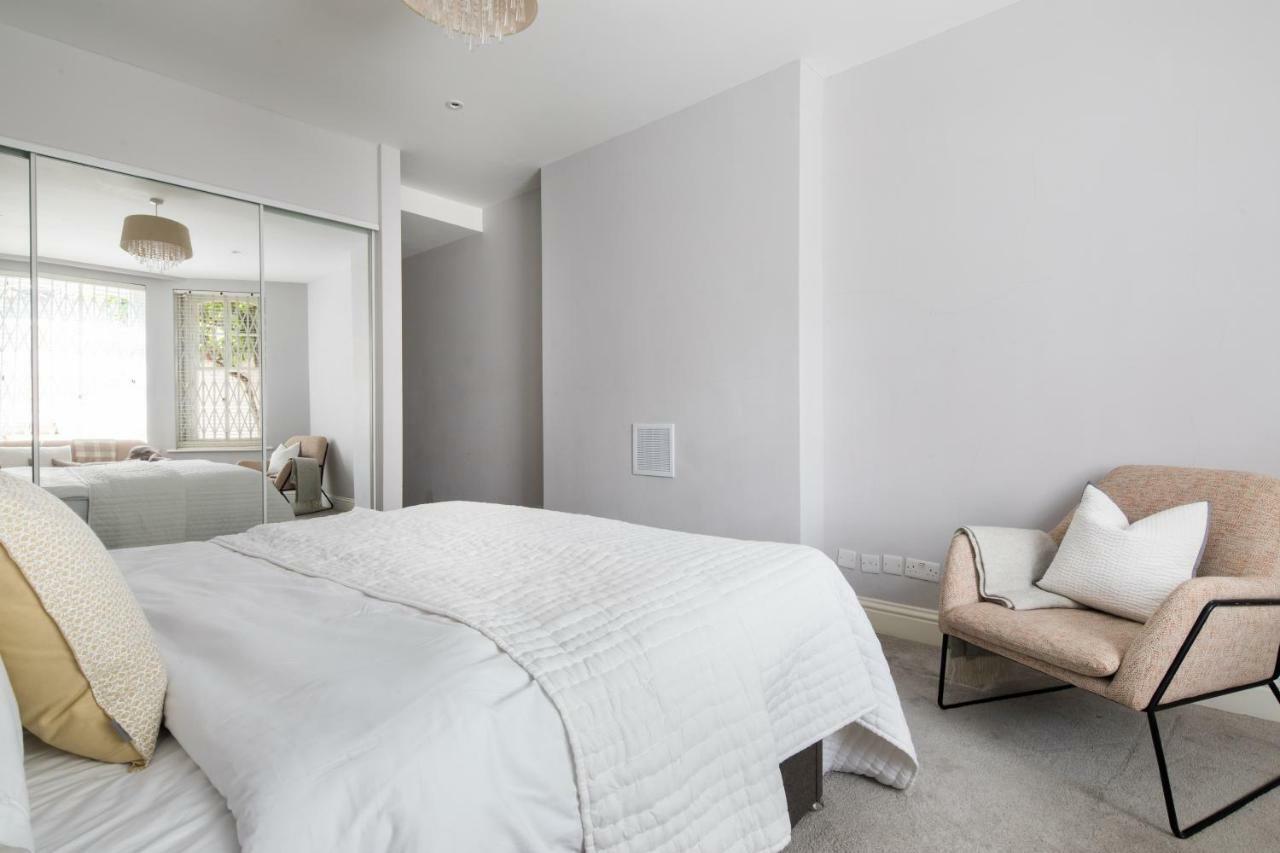 Kensington Court By Lime Street Apartment ลอนดอน ภายนอก รูปภาพ