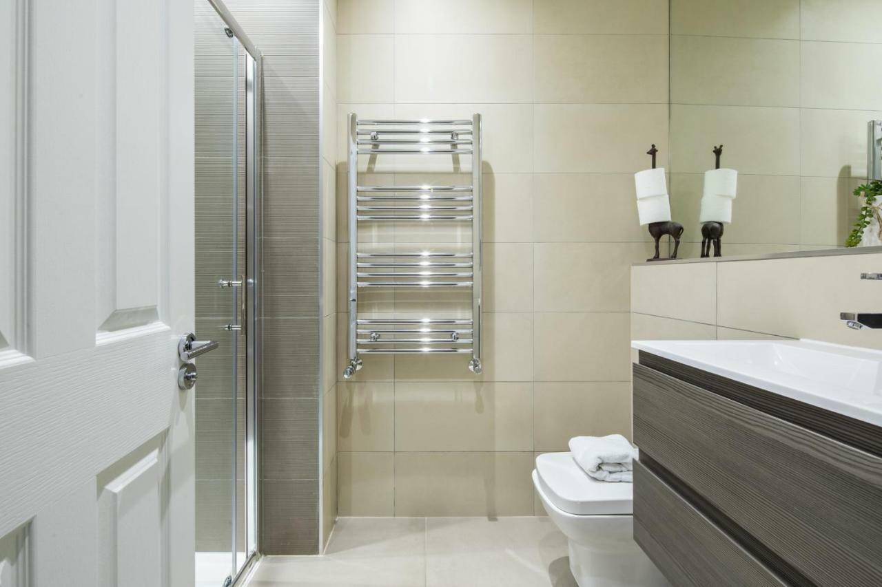 Kensington Court By Lime Street Apartment ลอนดอน ภายนอก รูปภาพ