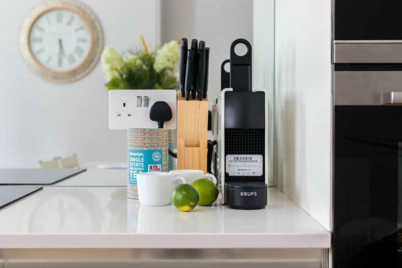 Kensington Court By Lime Street Apartment ลอนดอน ภายนอก รูปภาพ