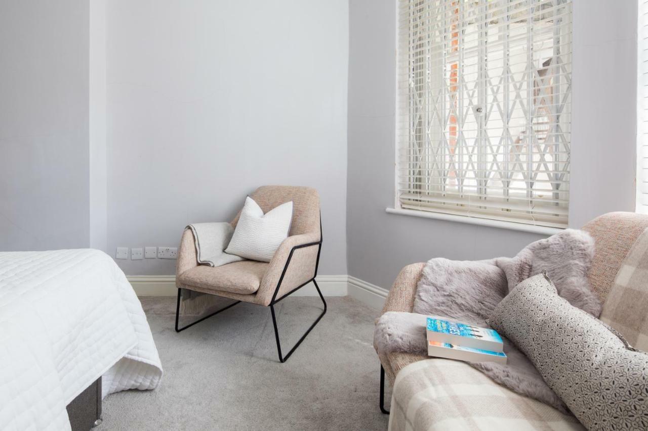 Kensington Court By Lime Street Apartment ลอนดอน ภายนอก รูปภาพ